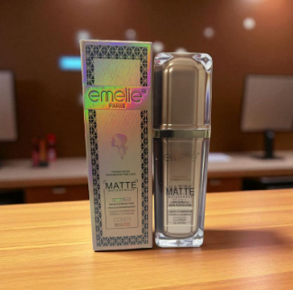 Emelie Paris Matte Foundation